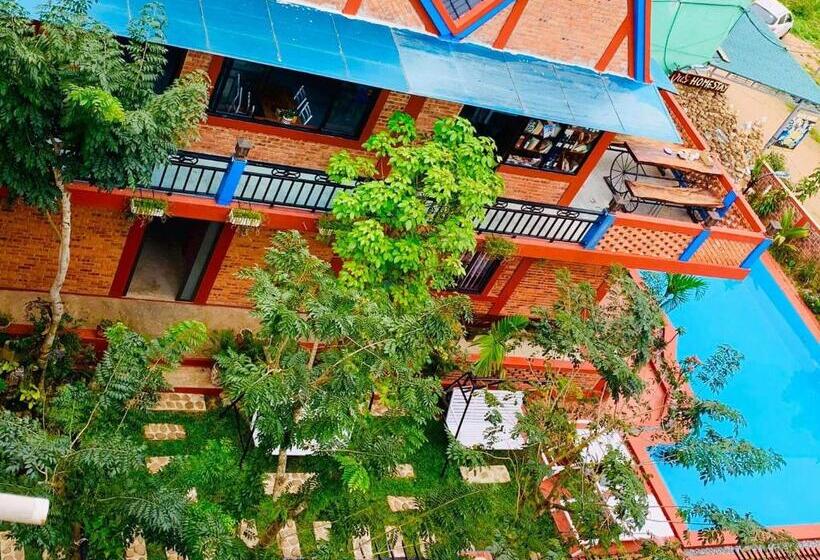 هتل Vu S Homestay