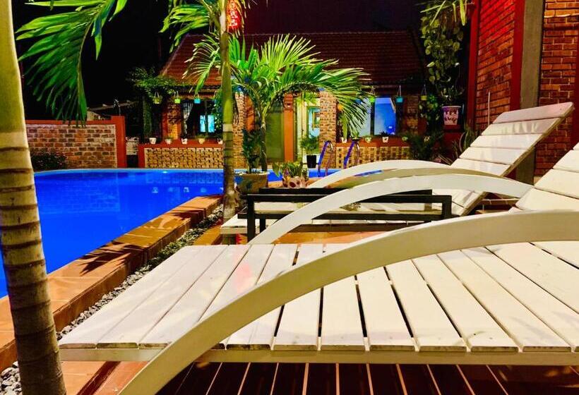 هتل Vu S Homestay