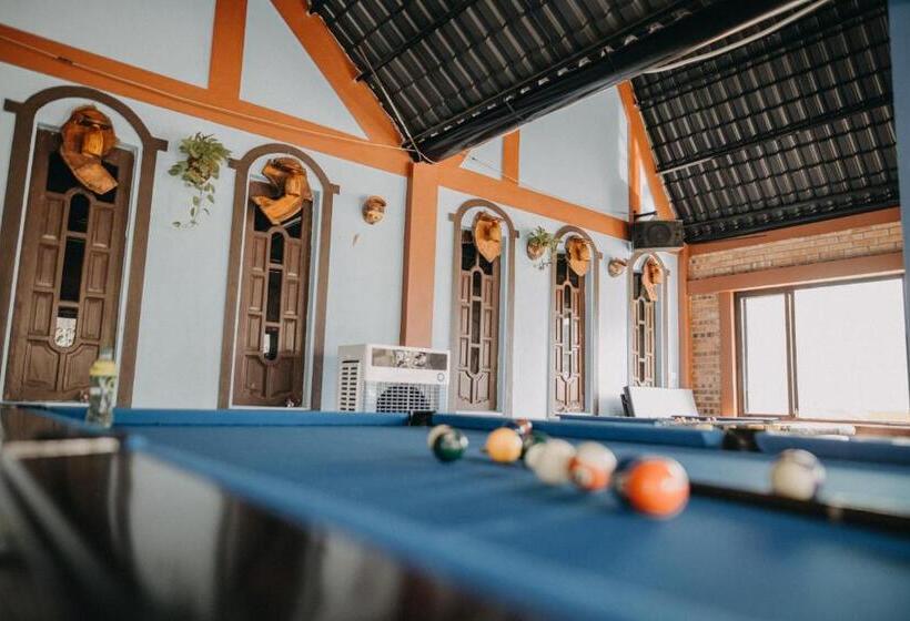 هتل Vu S Homestay