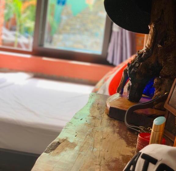 هتل Vu S Homestay