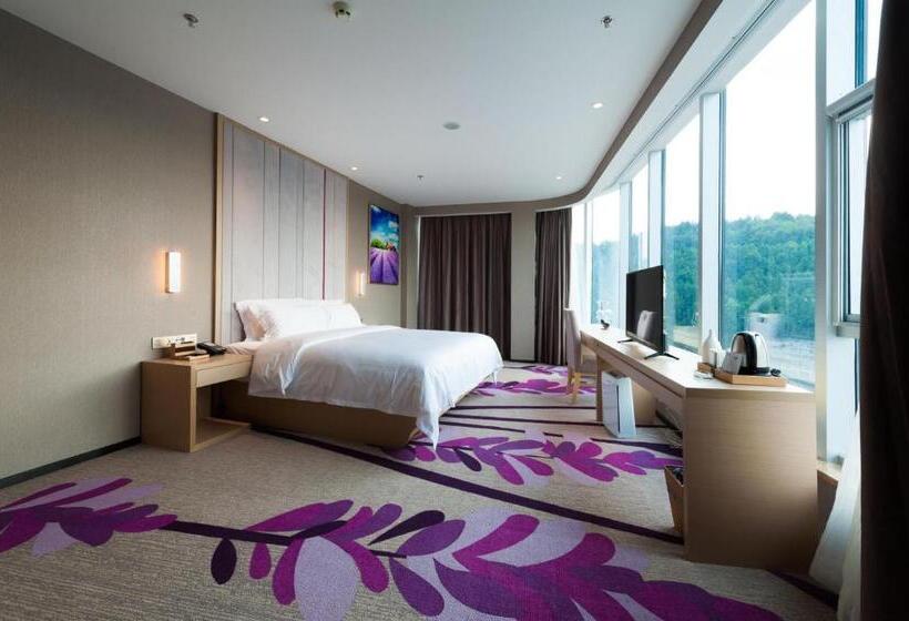 Lavande Hotel Langzhong Railway Station And International Trade City