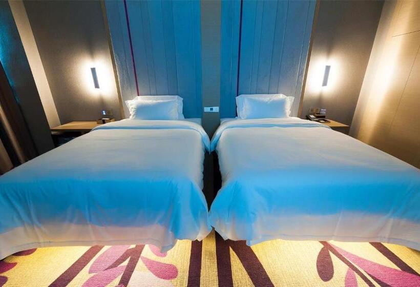 Lavande Hotel Langzhong Railway Station And International Trade City