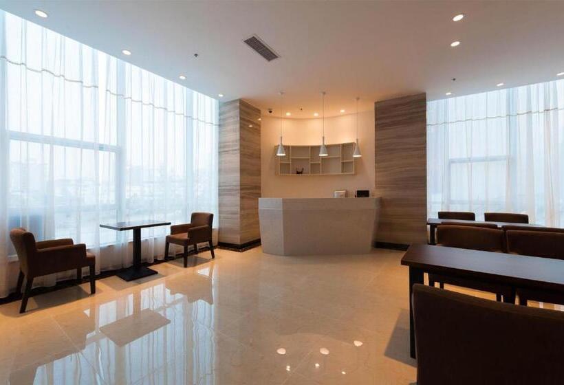 Lavande Hotel Langzhong Railway Station And International Trade City