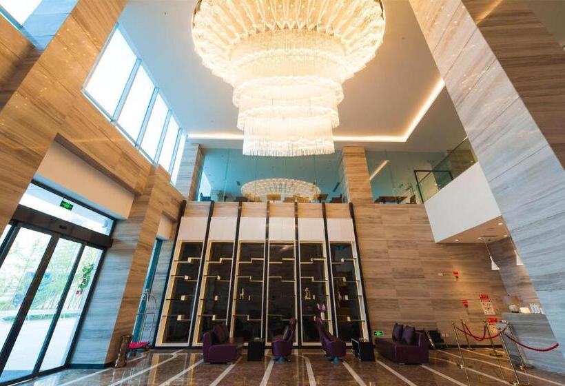 Lavande Hotel Langzhong Railway Station And International Trade City