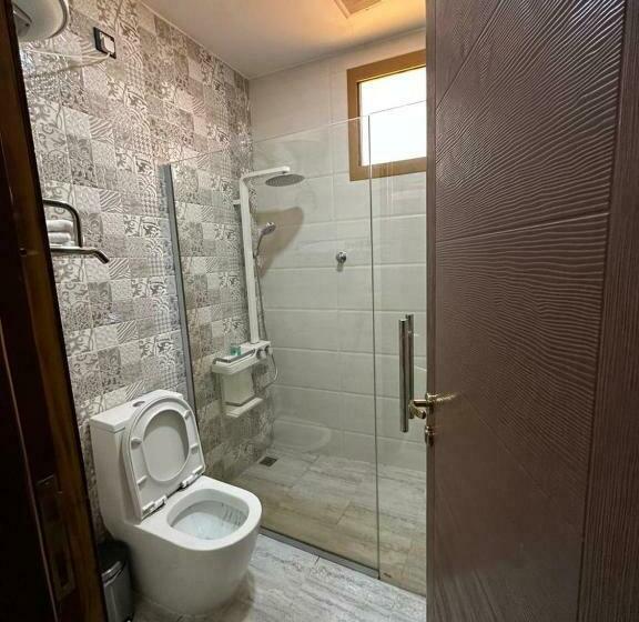 Leen Serviced Apartments