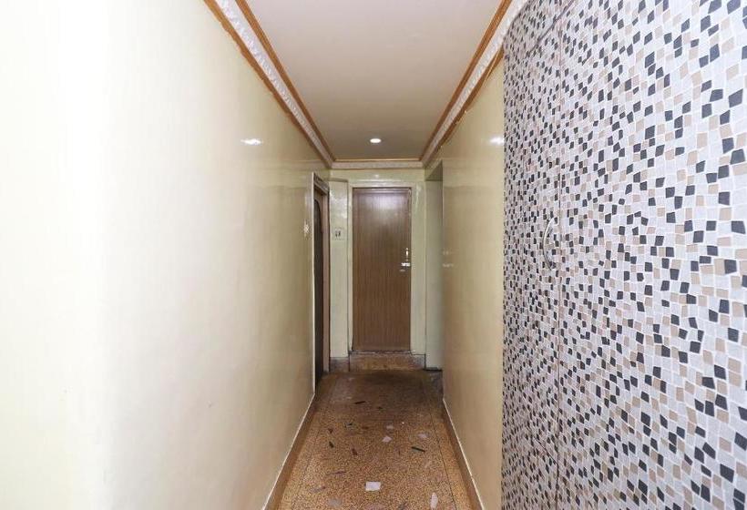 Oyo 28177 Hotel Amrita