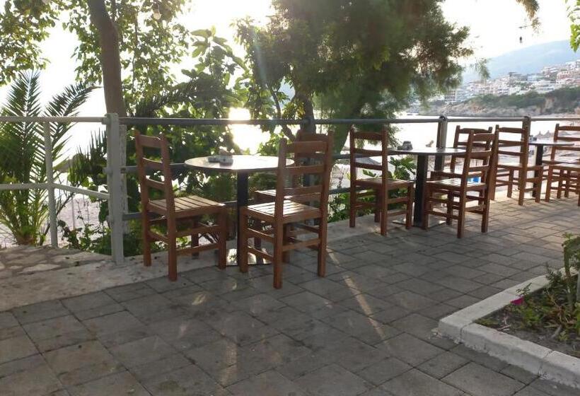 פנסיון Beleris Rooms