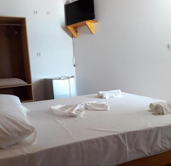 פנסיון Beleris Rooms