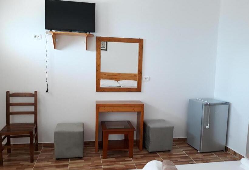 פנסיון Beleris Rooms