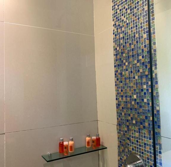 بنسيون Canto Das Acácias