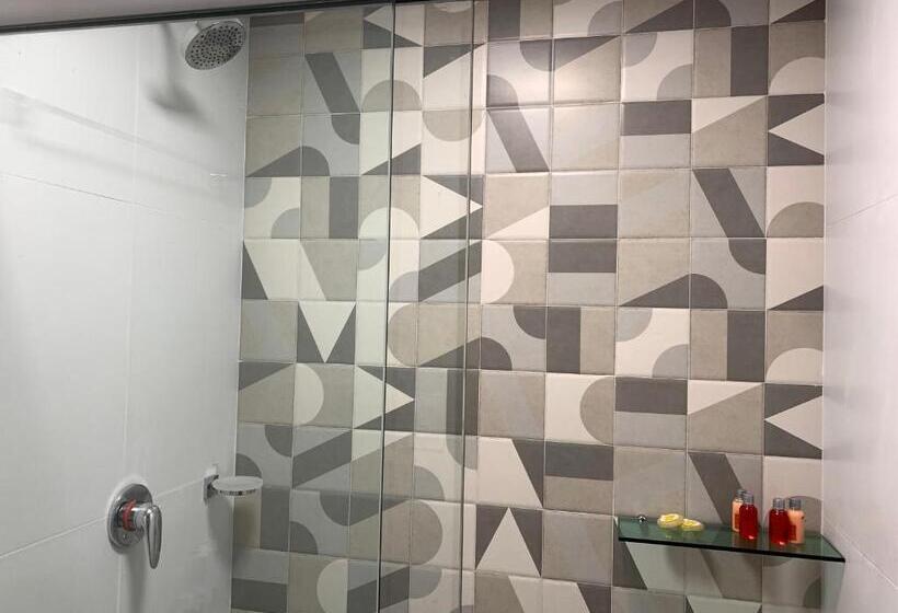 بنسيون Canto Das Acácias