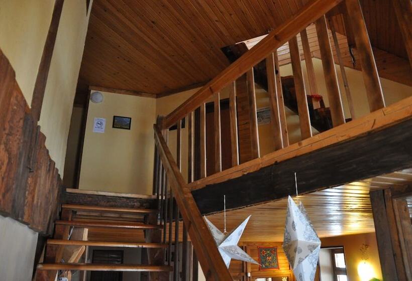 پانسیون House Of The Sun Gudauri