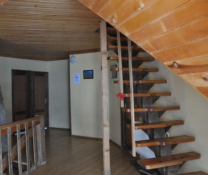 پانسیون House Of The Sun Gudauri