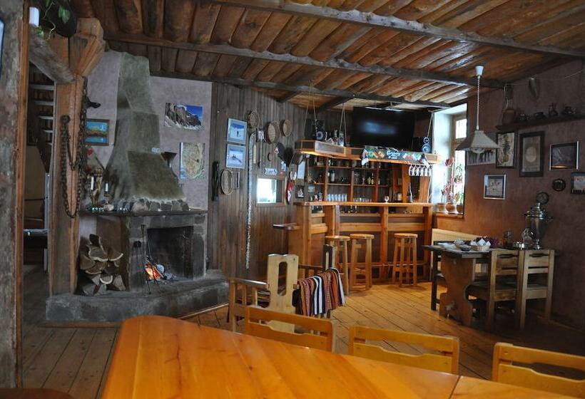 پانسیون House Of The Sun Gudauri