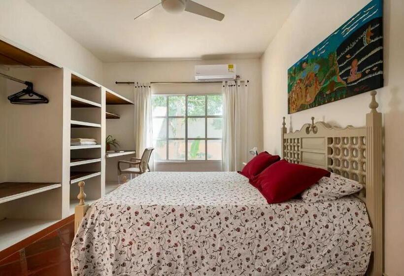 بنسيون Junto Al Mar Y El Manglar