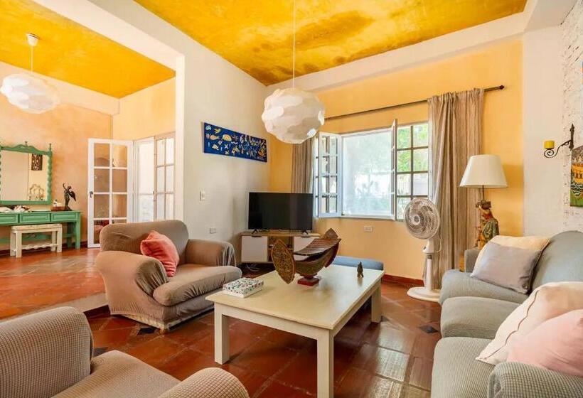 بنسيون Junto Al Mar Y El Manglar