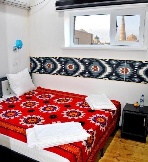 펜션 Khiva Tosh Darvoza & Trip Service