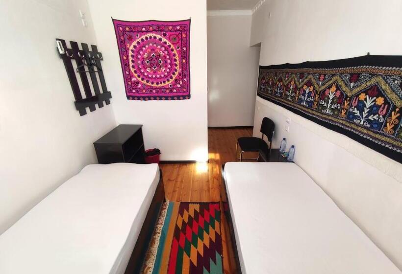 펜션 Khiva Tosh Darvoza & Trip Service