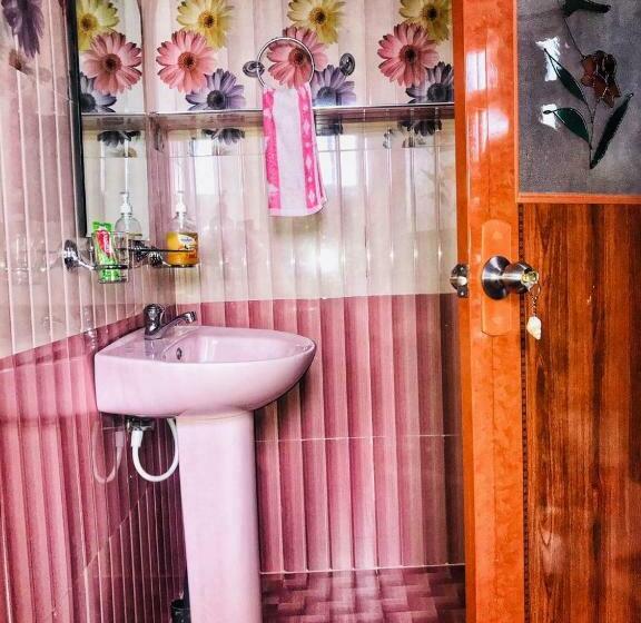 פנסיון Loversleap Bungalow