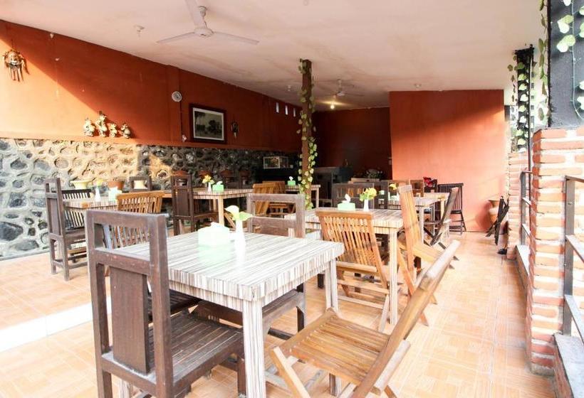 膳宿费 Reddoorz Plus @ Jalan Damai 2