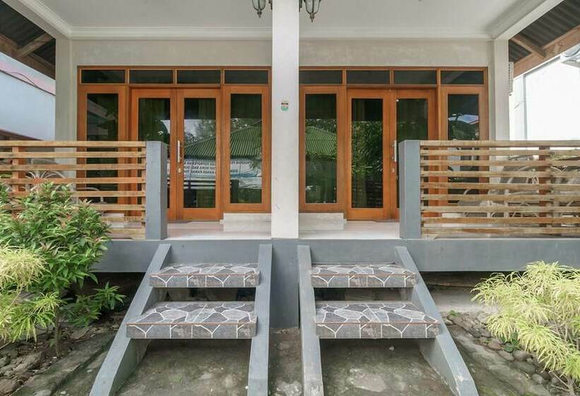 펜션 Reddoorz Syariah @ Iboih Beach Sabang