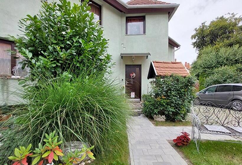 بنسيون Rohonci Vendégház