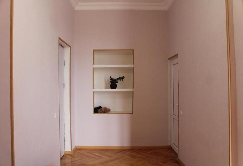 پانسیون Sighnaghi Inn