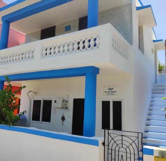 بنسيون The Sea Shelter Home Stay