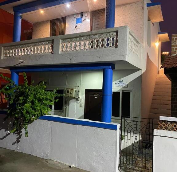 بنسيون The Sea Shelter Home Stay