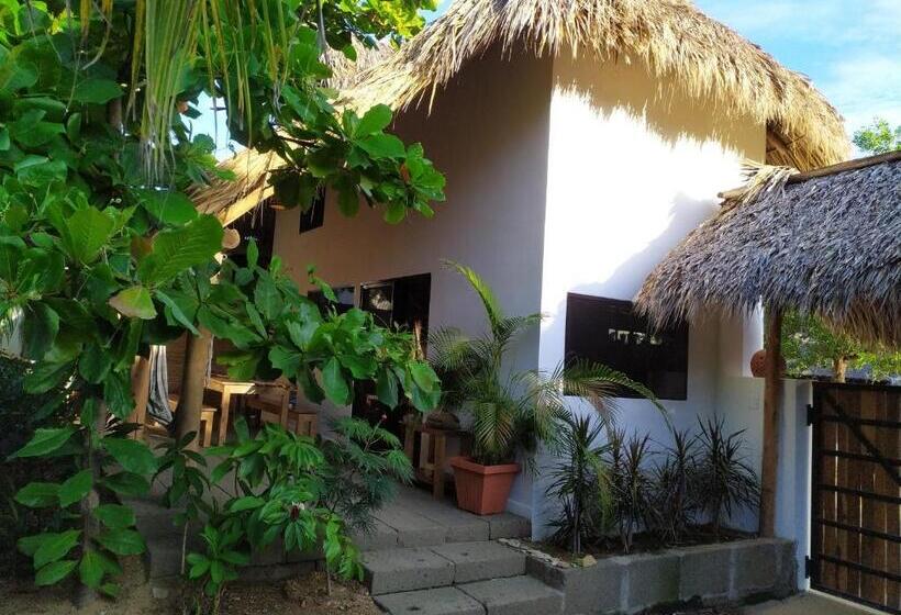 بنسيون Twoten° Surf Home