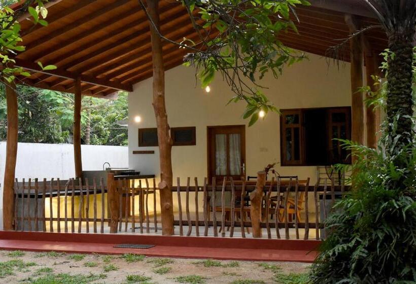 펜션 Villa Polhena