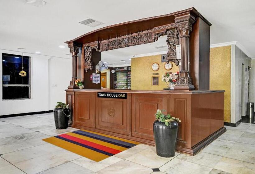 Townhouse Oak Hotel Belsons Taj Mahal