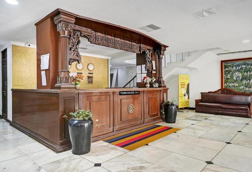 Townhouse Oak Hotel Belsons Taj Mahal