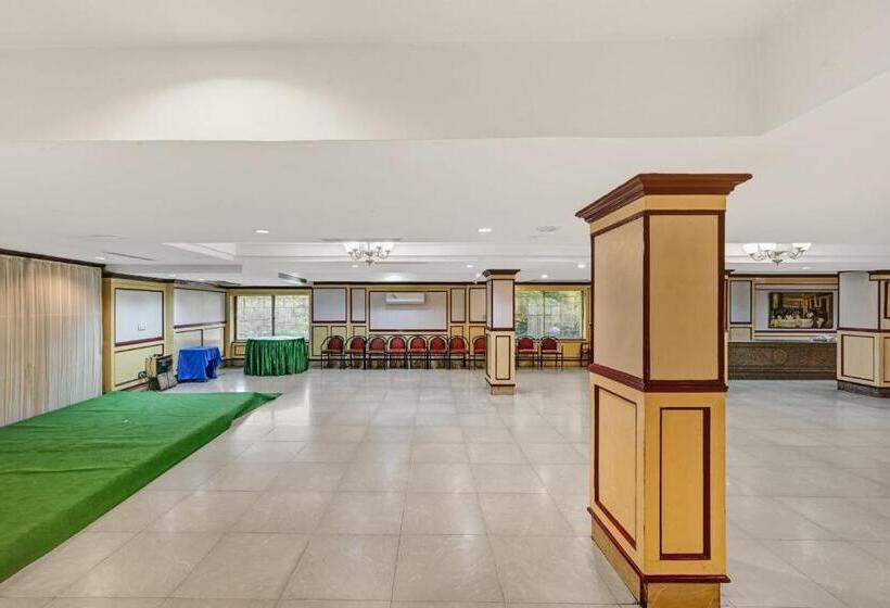 Townhouse Oak Hotel Belsons Taj Mahal