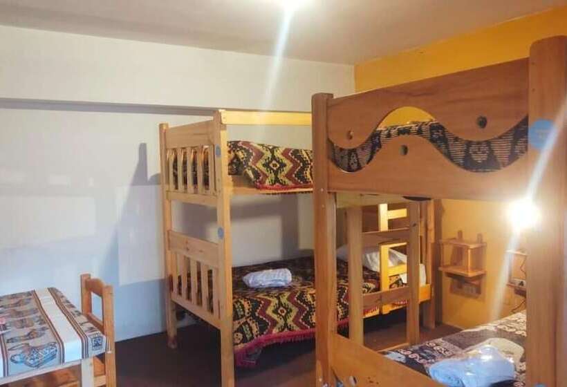 호스텔 Hospedaje Chaska Pisac