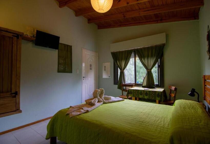 הוסטל El Viejo Algarrobo Hosteria Serrana