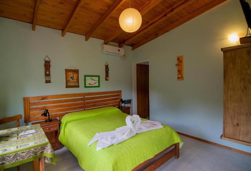 הוסטל El Viejo Algarrobo Hosteria Serrana