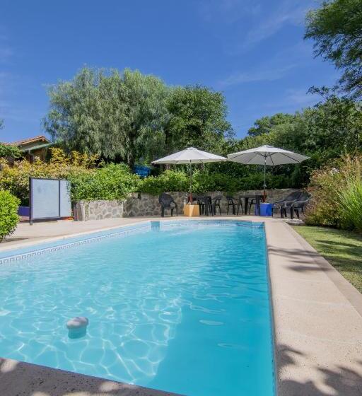 הוסטל El Viejo Algarrobo Hosteria Serrana