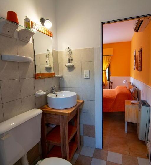 הוסטל El Viejo Algarrobo Hosteria Serrana