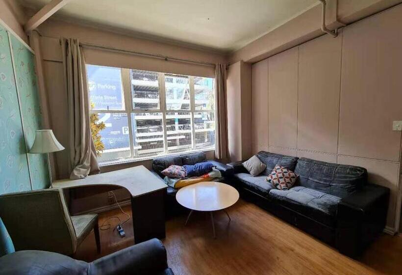 هاستل Frienz Backpacker