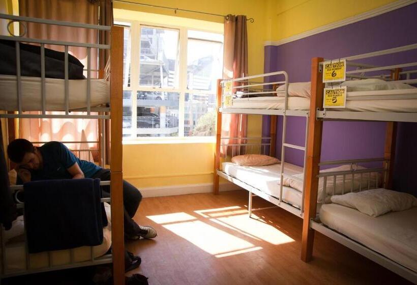 هاستل Frienz Backpacker