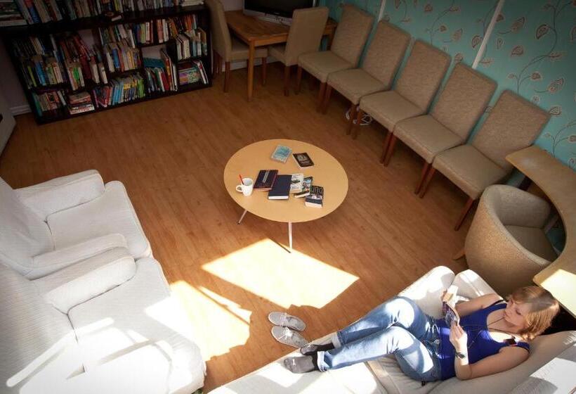 هاستل Frienz Backpacker