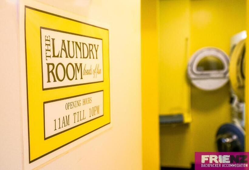 호스텔 Frienz Backpacker