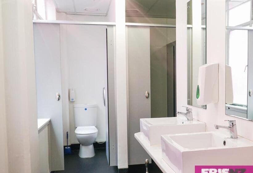 호스텔 Frienz Backpacker