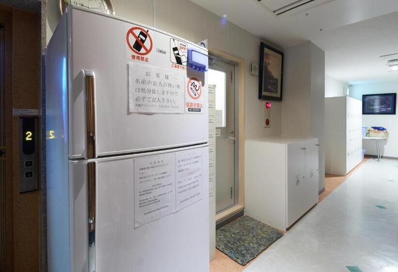 ユースホステル Guest House Grand Naha