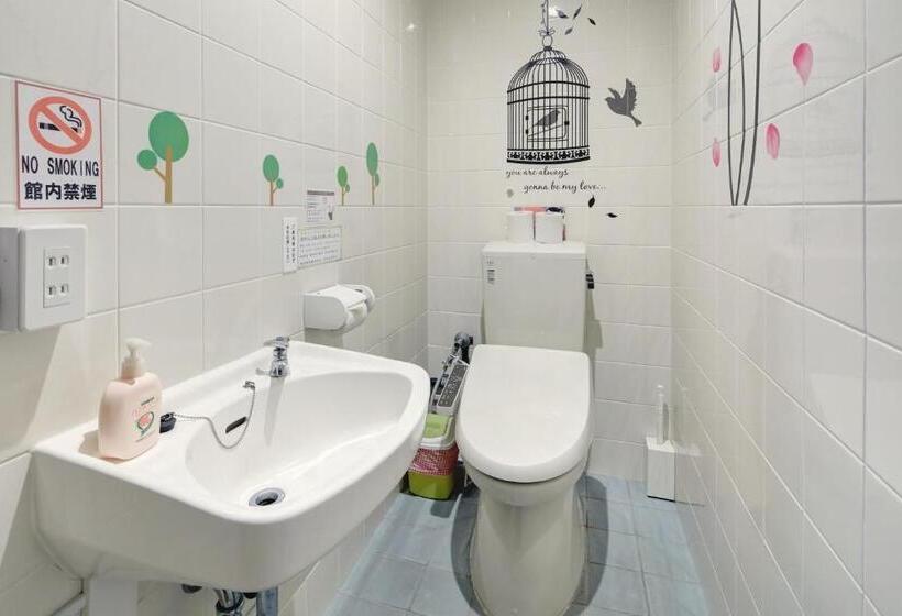 ユースホステル Guest House Grand Naha