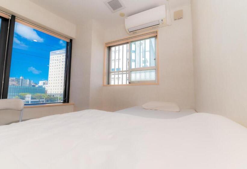 ユースホステル Guest House Grand Naha
