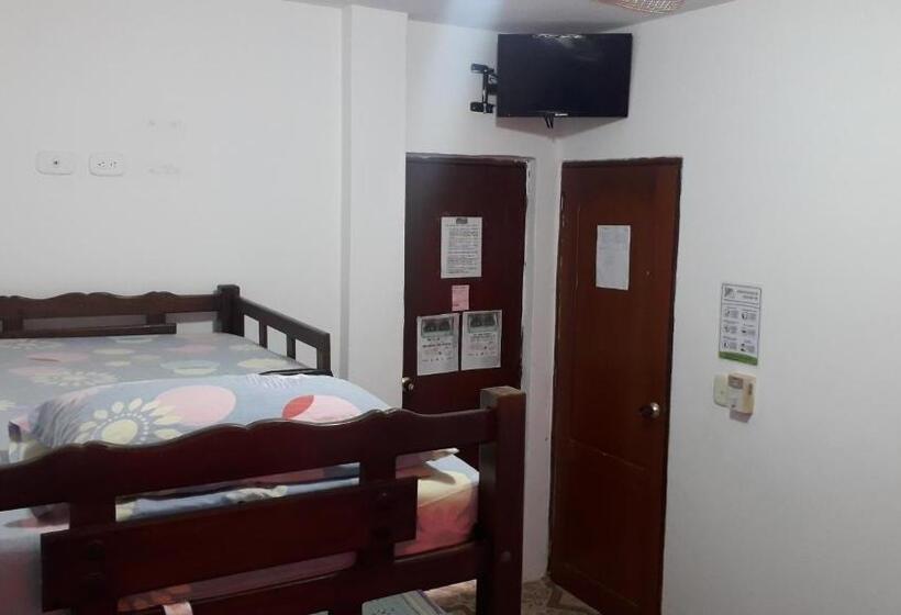 هاستل Hostal Casa Yhoanny