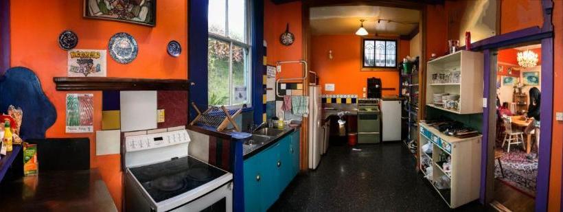 هاستل The Palace Backpackers