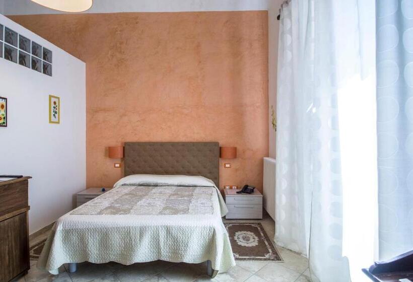 تختخواب و صبحانه Locanda Dei Fiori